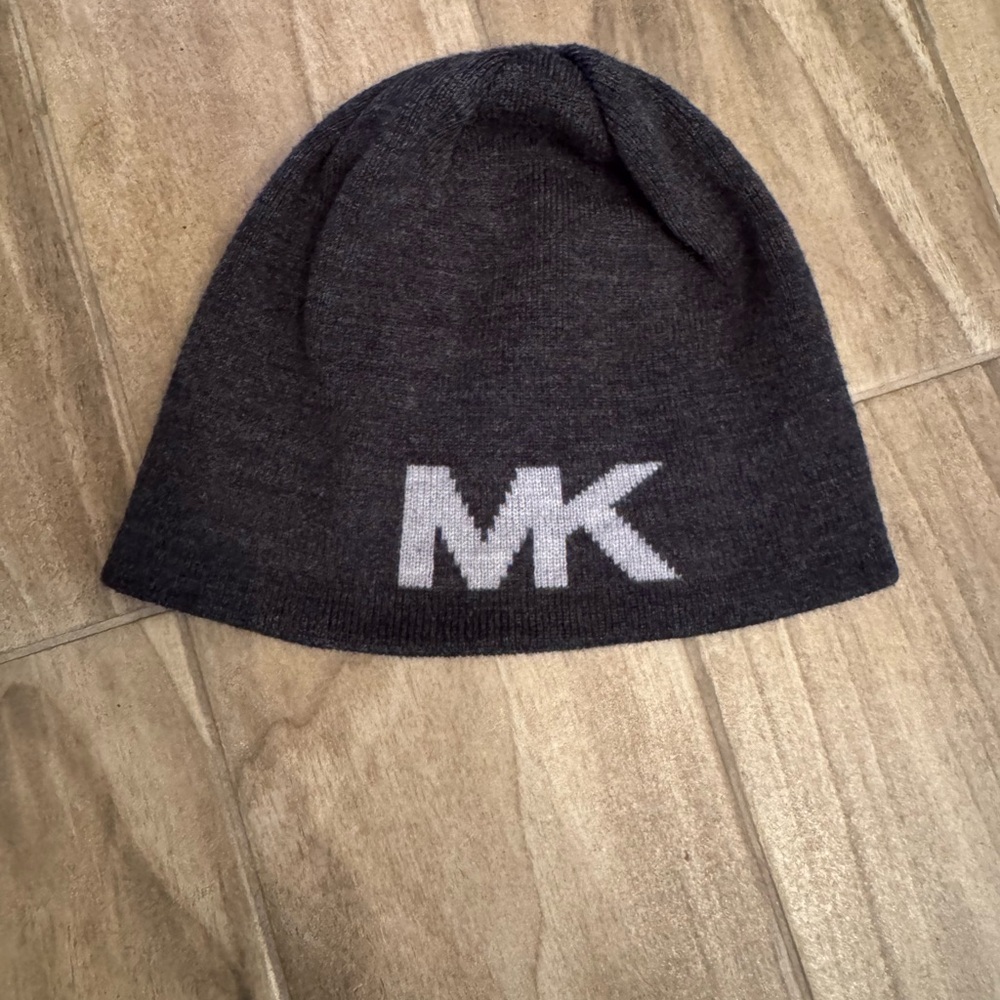 Michael Kors youth beanie